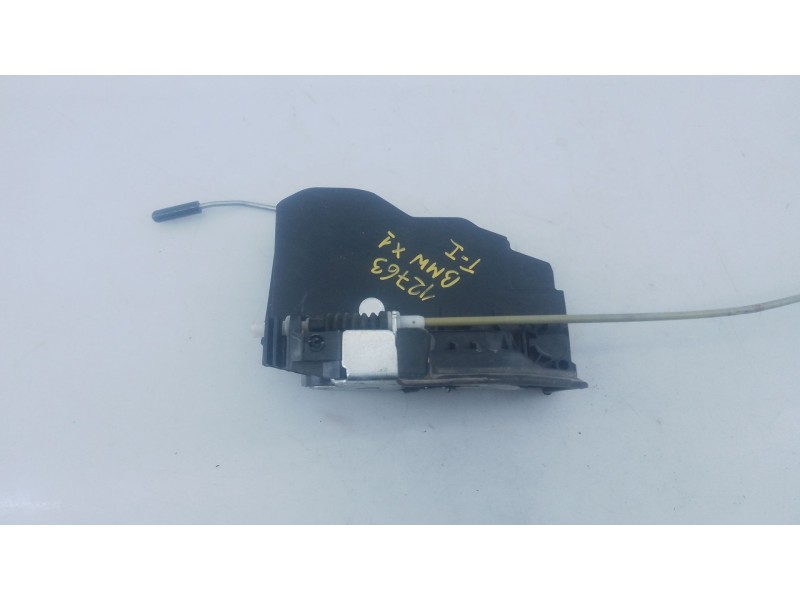 Recambio de cerradura puerta trasera izquierda para bmw x1 (e84) sdrive 18d referencia OEM IAM   
