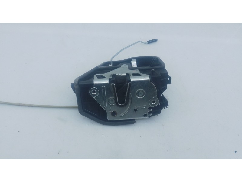 Recambio de cerradura puerta trasera izquierda para bmw x1 (e84) sdrive 18d referencia OEM IAM   