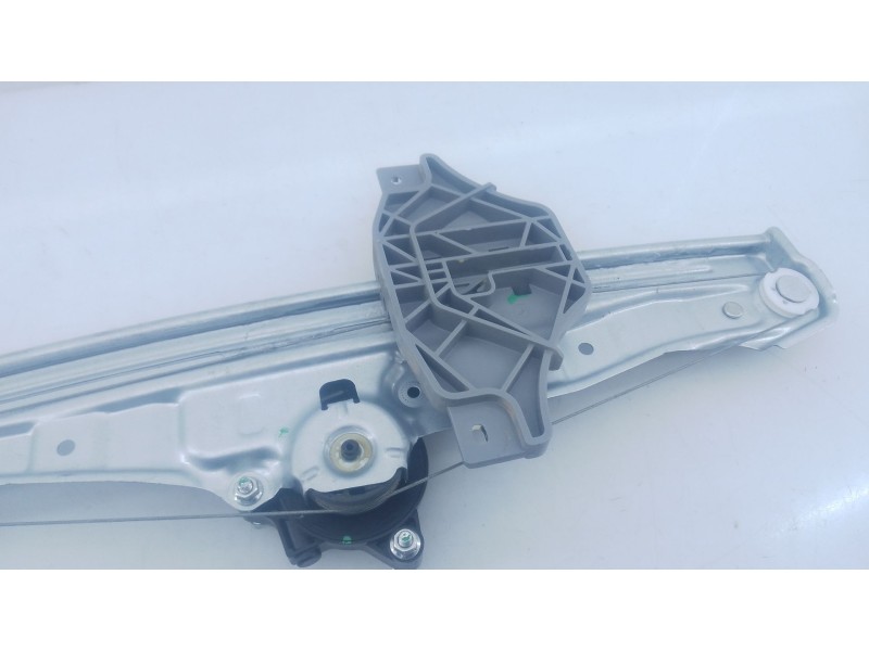 Recambio de elevalunas delantero izquierdo para hyundai inster referencia OEM IAM   