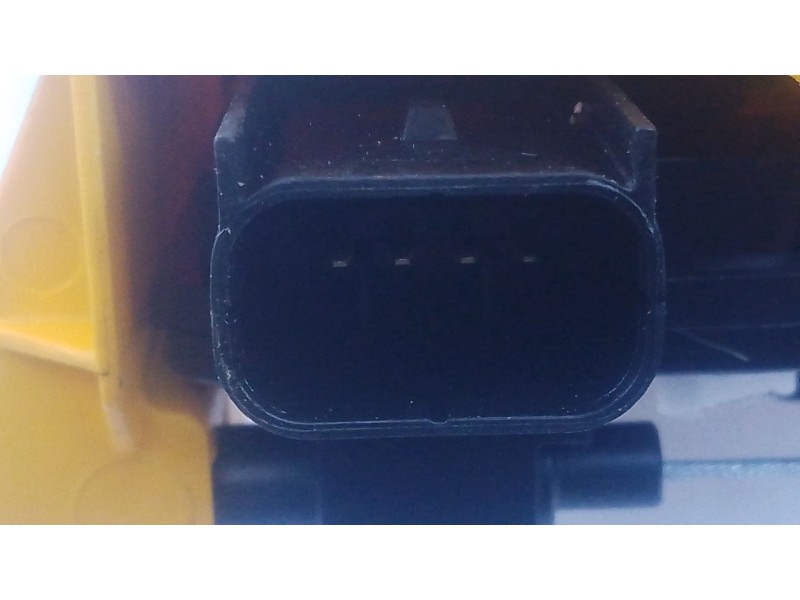 Recambio de cerradura puerta delantera izquierda para hyundai inster referencia OEM IAM   