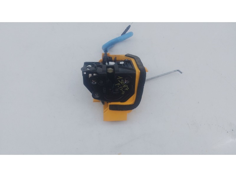 Recambio de cerradura puerta delantera derecha para hyundai inster referencia OEM IAM   
