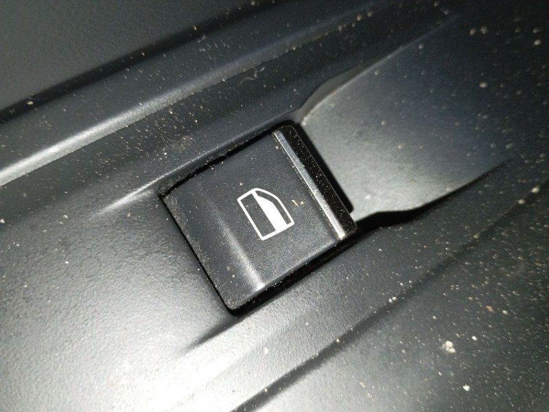 Recambio de mando elevalunas trasero izquierdo para peugeot 508 sw ii (fc_, fj_, f4_) 1.5 bluehdi 130 referencia OEM IAM   
