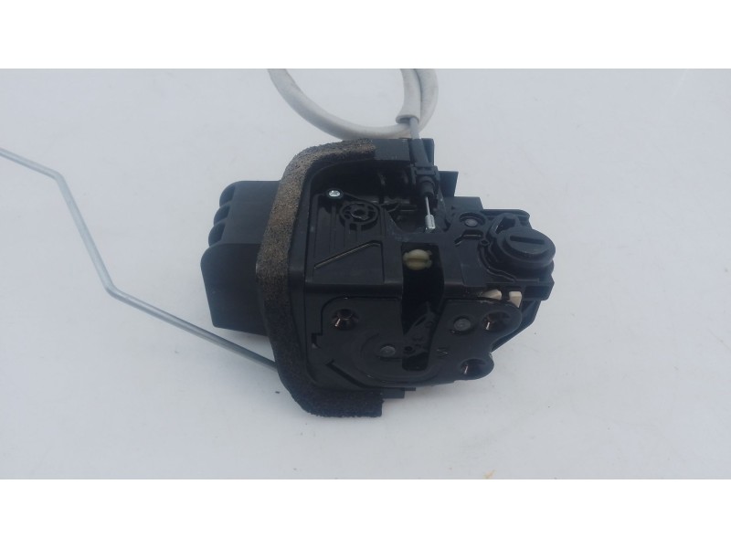 Recambio de cerradura puerta trasera izquierda para hyundai inster referencia OEM IAM   