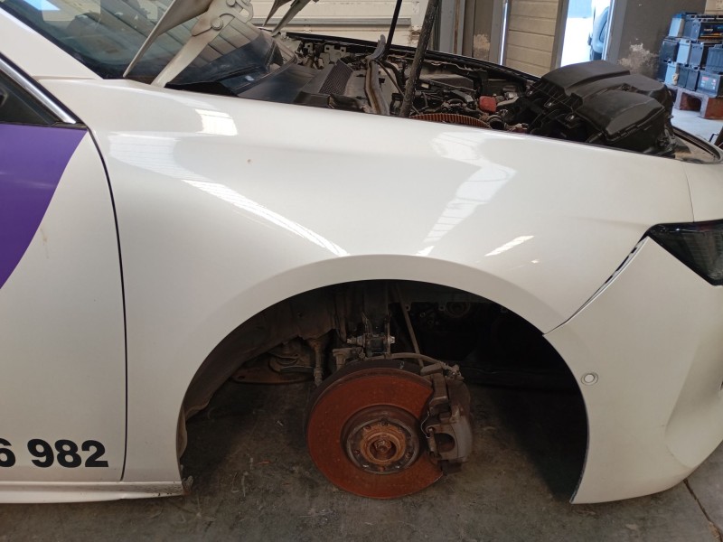 Recambio de aleta delantera derecha para peugeot 508 sw ii (fc_, fj_, f4_) 1.5 bluehdi 130 referencia OEM IAM   