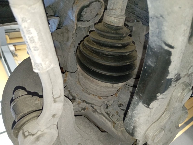 Recambio de mangueta delantera izquierda para peugeot 508 sw ii (fc_, fj_, f4_) 1.5 bluehdi 130 referencia OEM IAM   