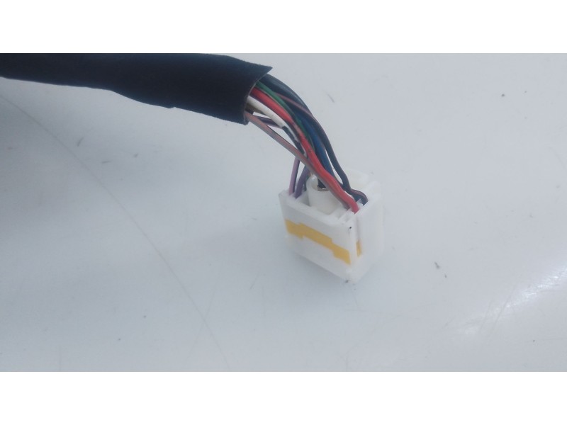 Recambio de retrovisor derecho electrico para hyundai inster referencia OEM IAM   
