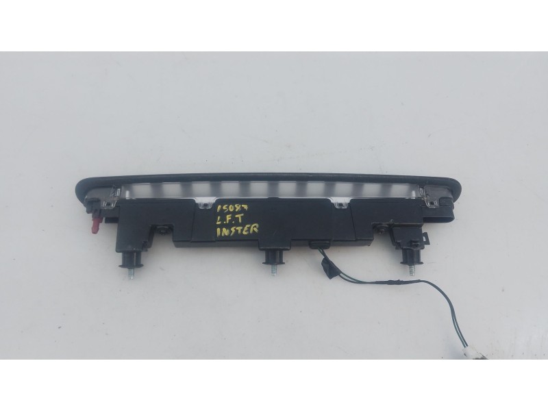 Recambio de luz central de freno para hyundai inster referencia OEM IAM   