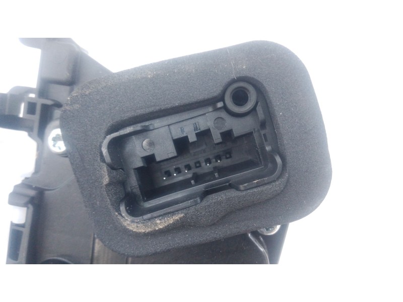 Recambio de cerradura puerta trasera derecha para volkswagen tiguan (ct1) 1.5 etsi referencia OEM IAM   