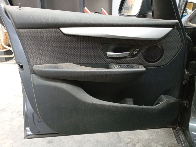 Recambio de guarnecido puerta delantera izquierda para bmw 2 active tourer (f45) 216 d referencia OEM IAM   