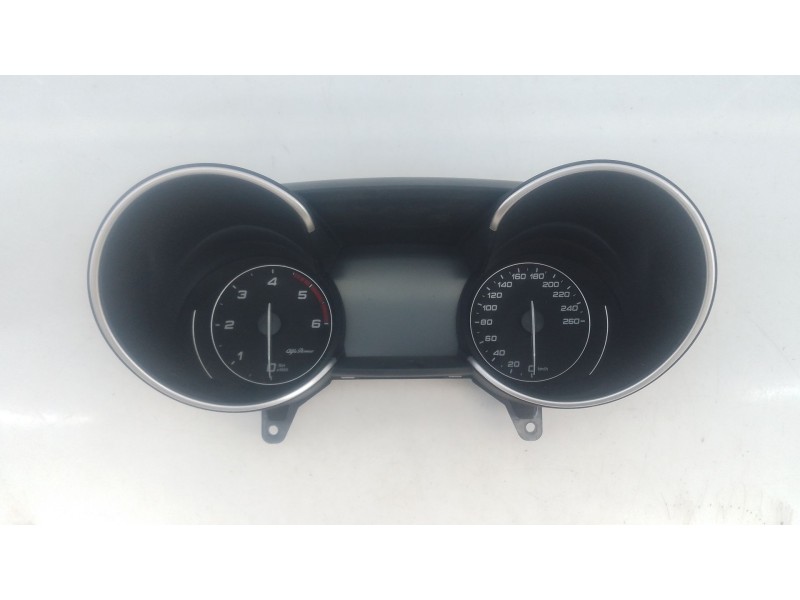Recambio de cuadro instrumentos para alfa romeo giulia (952_) 2.2 d (952ala25, 952afm25, 952apa2) referencia OEM IAM 50559571 A3