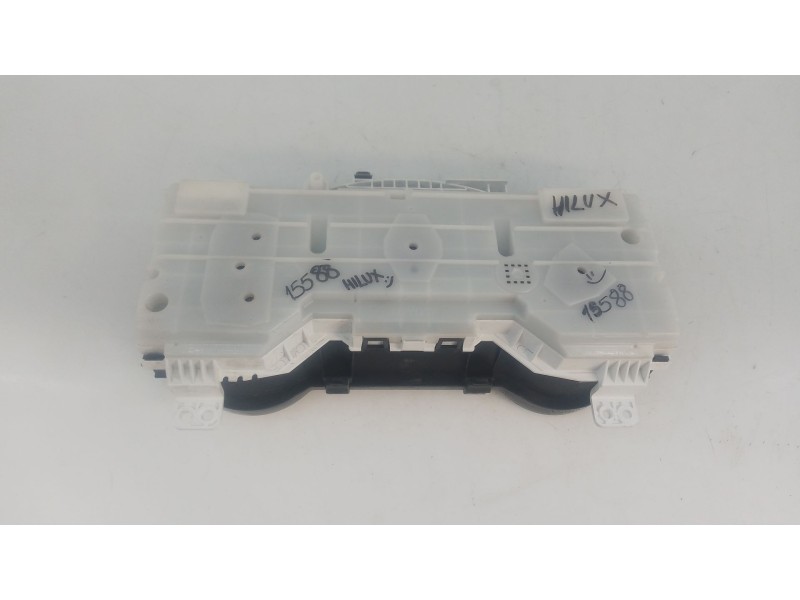 Recambio de cuadro instrumentos para toyota hilux vii pick-up (_n1_, _n2_, _n3_) 2.5 d-4d 4wd (kun25) referencia OEM IAM   