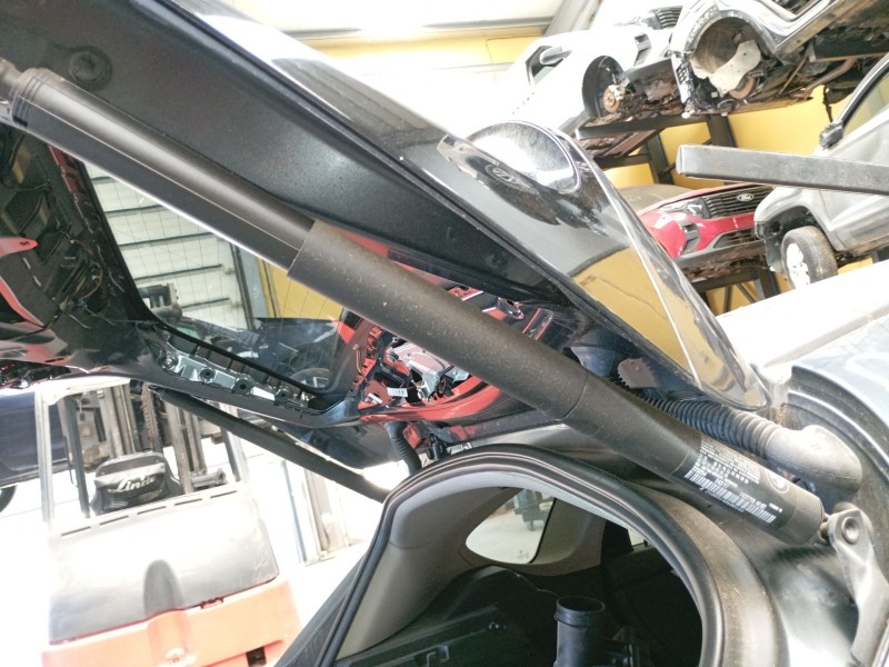 Recambio de amortiguador trasero derecho porton para bmw 2 active tourer (f45) 216 d referencia OEM IAM 7432758  