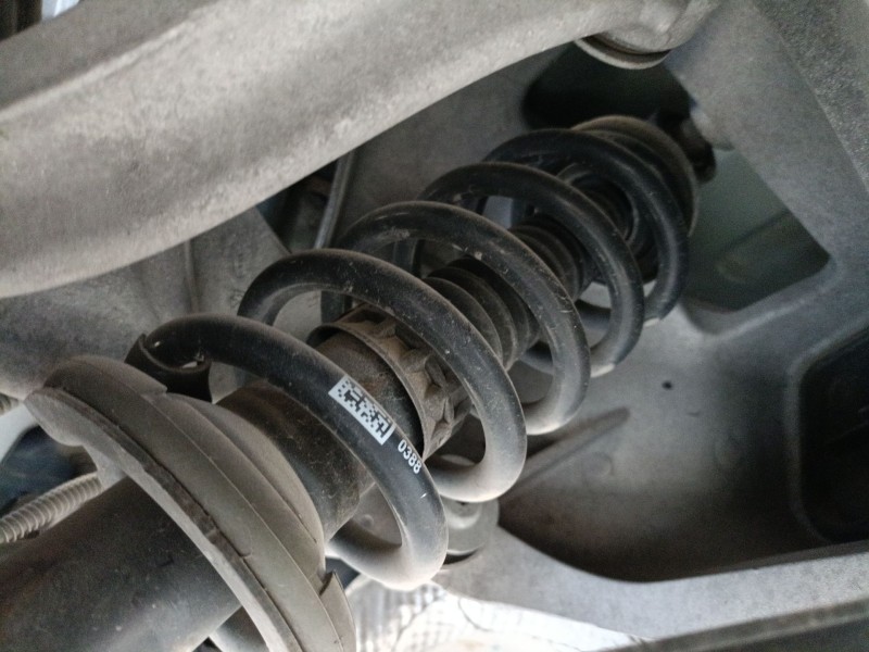 Recambio de amortiguador trasero izquierdo para peugeot 508 sw ii (fc_, fj_, f4_) 1.5 bluehdi 130 referencia OEM IAM   