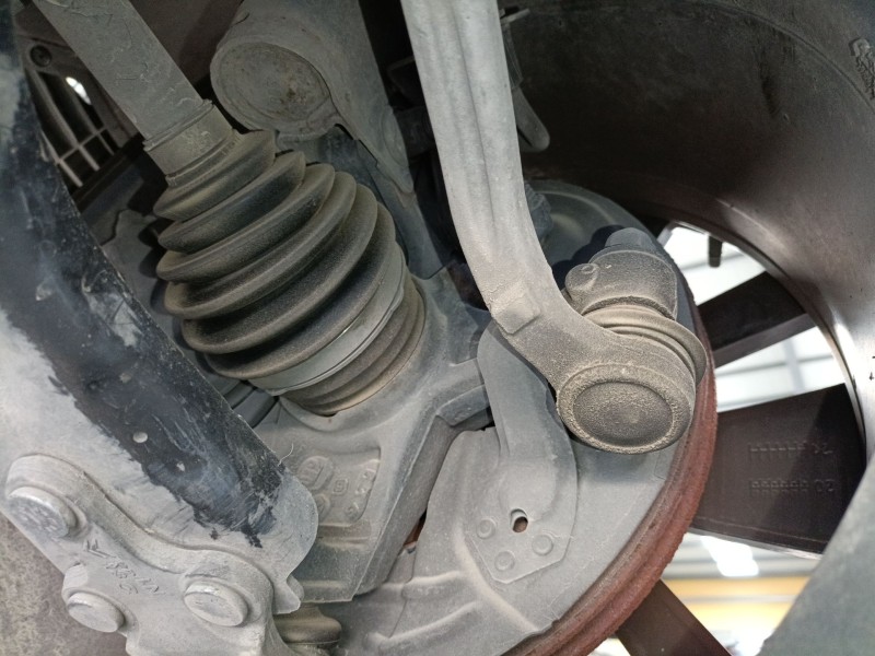 Recambio de mangueta delantera derecha para peugeot 508 sw ii (fc_, fj_, f4_) 1.5 bluehdi 130 referencia OEM IAM   