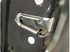 CERRADURA PUERTA TRASERA IZQUIERDA 