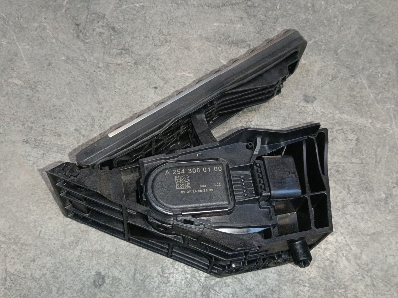 Recambio de pedal acelerador para mercedes-benz glc (x254) 220d 4-matic (254.605) referencia OEM IAM A2543000100  