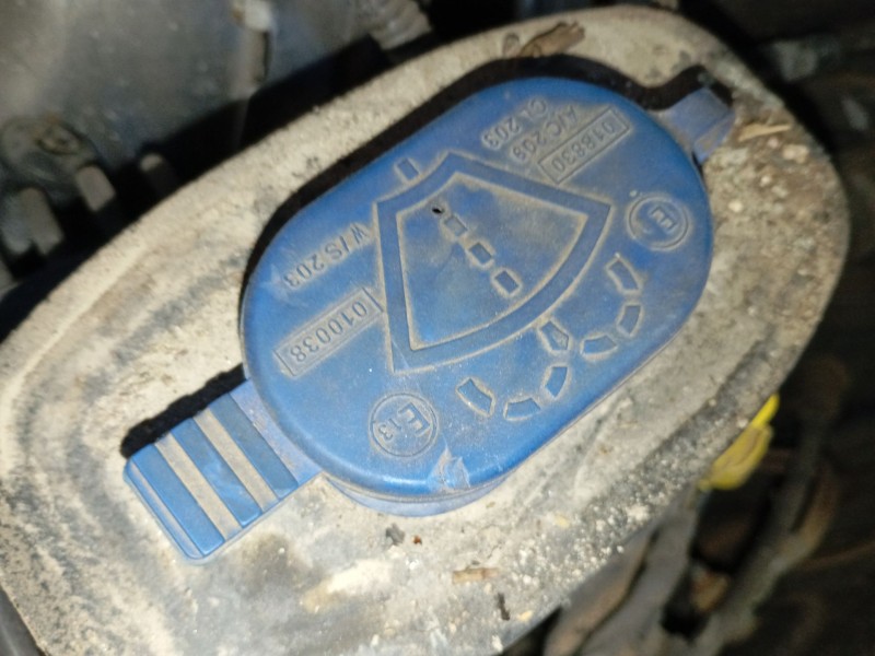 Recambio de deposito limpia para mercedes-benz clase c (w205) c 200 bluetec / d (205.037) referencia OEM IAM   
