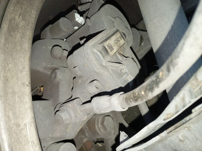 Recambio de pinza freno trasera izquierda para mercedes-benz clase c (w205) c 200 bluetec / d (205.037) referencia OEM IAM   