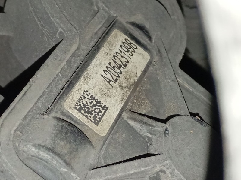Recambio de pinza freno trasera izquierda para mercedes-benz clase c (w205) c 200 bluetec / d (205.037) referencia OEM IAM   