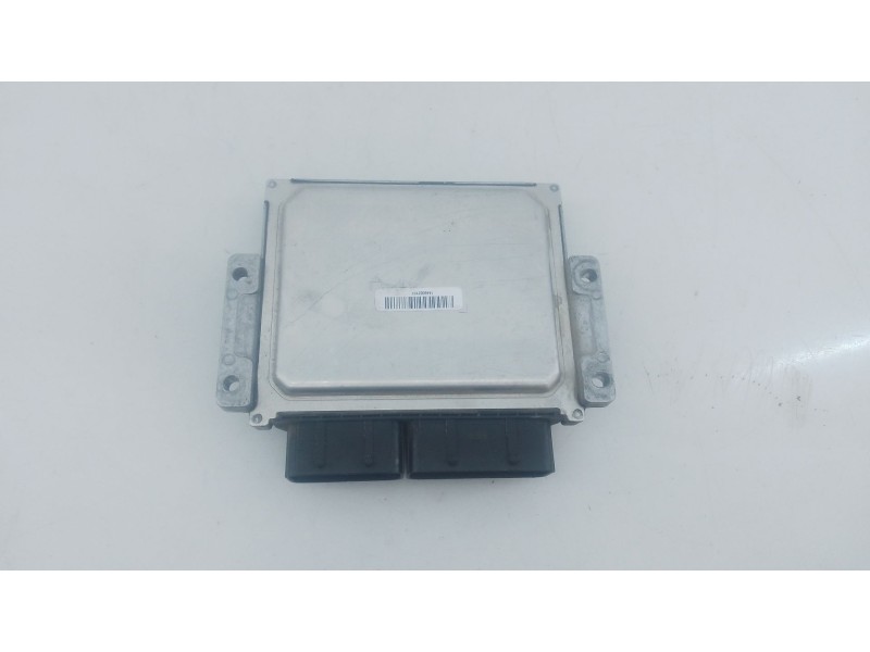 Recambio de centralita motor uce para opel vivaro c furgoneta (k0) 2.0 referencia OEM IAM 9818035080 9841000180 
