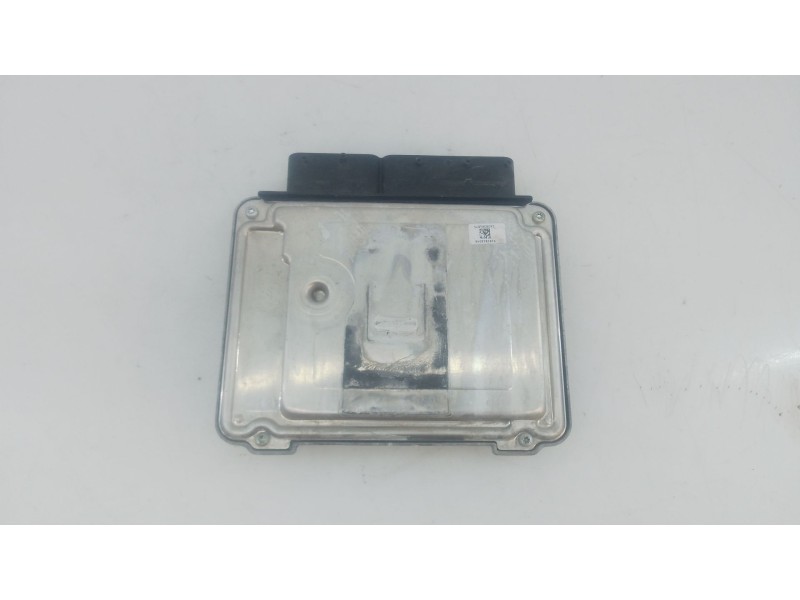 Recambio de centralita motor uce para chevrolet captiva (c100, c140) 2.0 d referencia OEM IAM 96950947 0281015569 