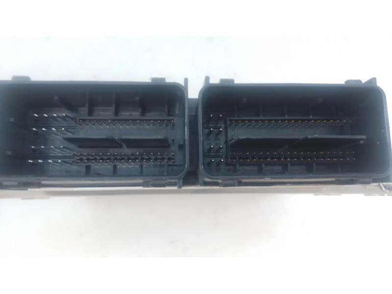 Recambio de centralita motor uce para ford tourneo combi v769 referencia OEM IAM R2X112S650AC  
