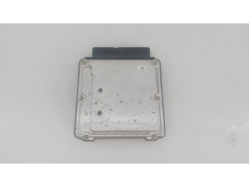Recambio de centralita motor uce para audi q3 (8ub, 8ug) 2.0 tdi referencia OEM IAM 04L907309AB 0281031786 
