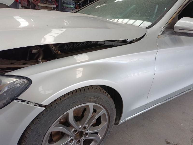 Recambio de aleta delantera izquierda para mercedes-benz clase c t-model (s205) c 200 bluetec / d (205.237) referencia OEM IAM  
