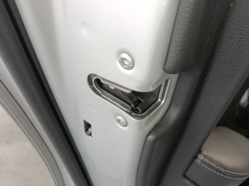 Recambio de cerradura puerta trasera izquierda para mercedes-benz clase c t-model (s205) c 200 bluetec / d (205.237) referencia 
