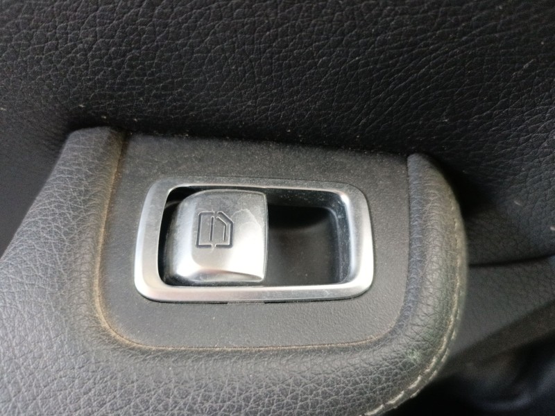 Recambio de mando elevalunas trasero izquierdo para mercedes-benz clase c t-model (s205) c 200 bluetec / d (205.237) referencia 