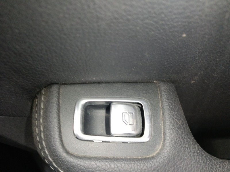 Recambio de mando elevalunas trasero derecho para mercedes-benz clase c t-model (s205) c 200 bluetec / d (205.237) referencia OE