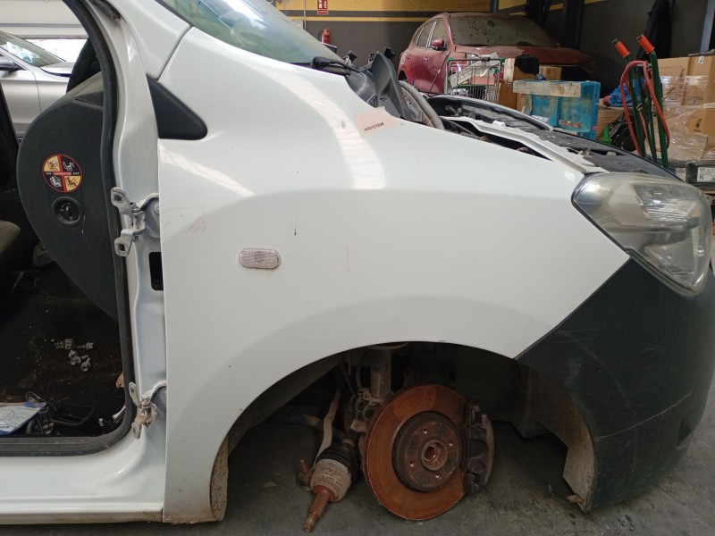 Recambio de aleta delantera derecha para dacia dokker monospace (ke_) 1.5 blue dci 95 (kejl) referencia OEM IAM   