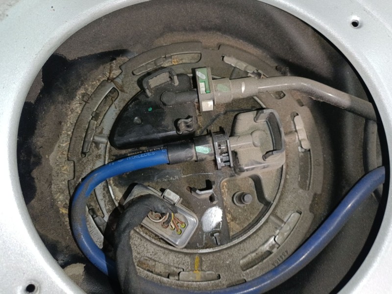 Recambio de aforador para mercedes-benz clase c t-model (s205) c 200 bluetec / d (205.237) referencia OEM IAM   