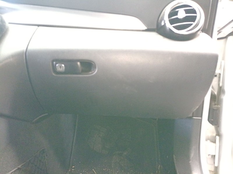 Recambio de guantera para mercedes-benz clase c t-model (s205) c 200 bluetec / d (205.237) referencia OEM IAM   