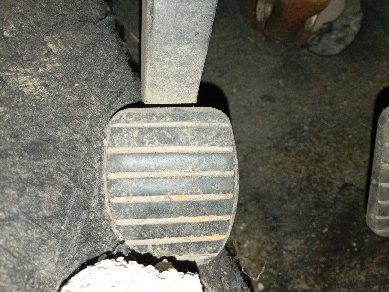 Recambio de pedal embrague para dacia dokker monospace (ke_) 1.5 blue dci 95 (kejl) referencia OEM IAM   