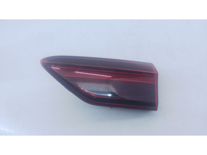 Recambio de piloto trasero derecho porton para volkswagen polo vi (aw1, bz1, ae1, bz3) 1.0 tsi referencia OEM IAM   