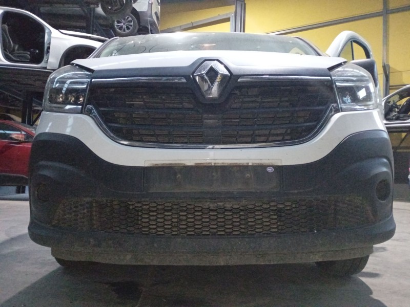 Recambio de paragolpes delantero para renault trafic iii furgoneta (fg_) 1.6 dci 95 (fgmj, fgmr) referencia OEM IAM   