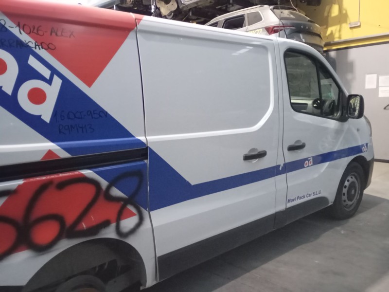 Recambio de puerta lateral corredera derecha para renault trafic iii furgoneta (fg_) 1.6 dci 95 (fgmj, fgmr) referencia OEM IAM 