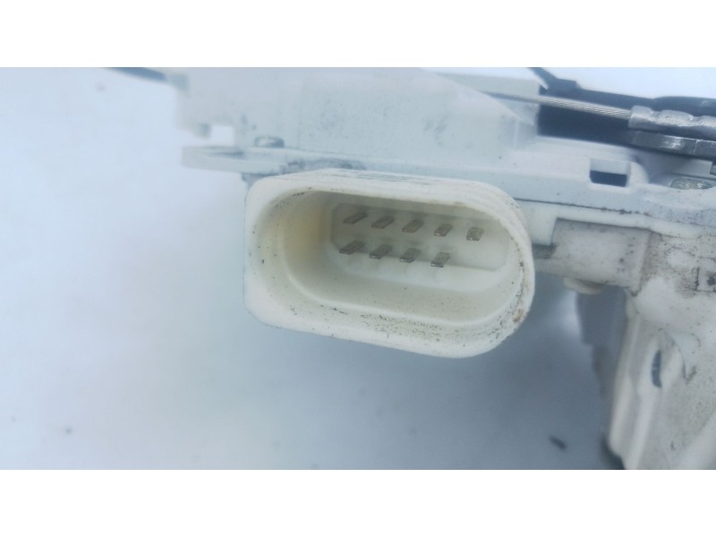 Recambio de cerradura puerta trasera derecha para volkswagen touareg (7p5, 7p6) 3.0 v6 tdi referencia OEM IAM   