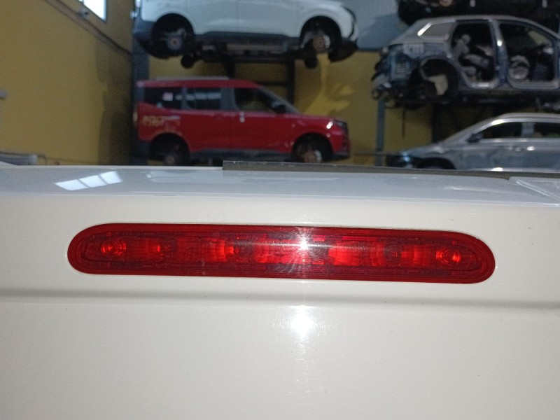 Recambio de luz central de freno para opel vivaro c furgoneta (k0) 2.0 referencia OEM IAM   