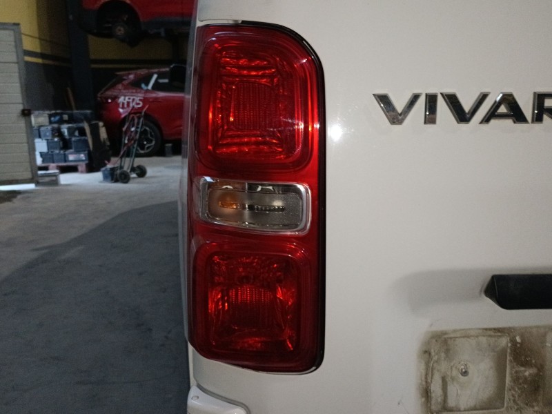 Recambio de piloto trasero izquierdo para opel vivaro c furgoneta (k0) 2.0 referencia OEM IAM   
