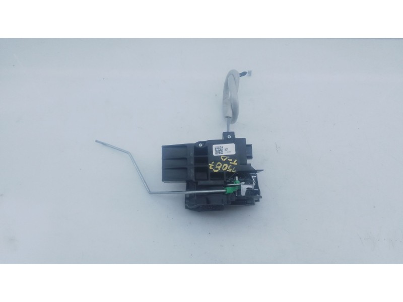 Recambio de cerradura puerta trasera derecha para hyundai inster referencia OEM IAM   