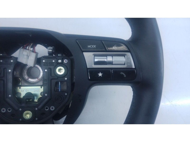 Recambio de volante para hyundai inster referencia OEM IAM   