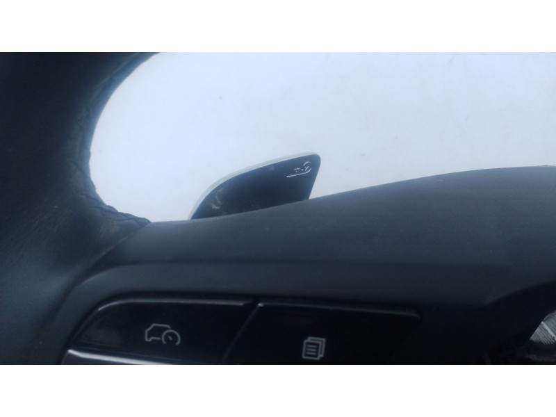 Recambio de volante para hyundai inster referencia OEM IAM   