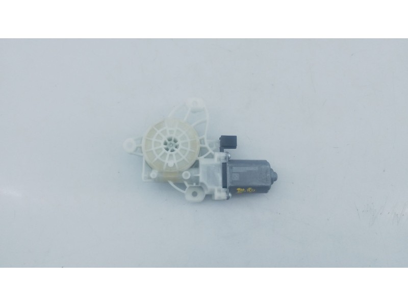 Recambio de motor elevalunas delantero derecho para mercedes-benz glc (x253) 220 d 4-matic (253.915) referencia OEM IAM   