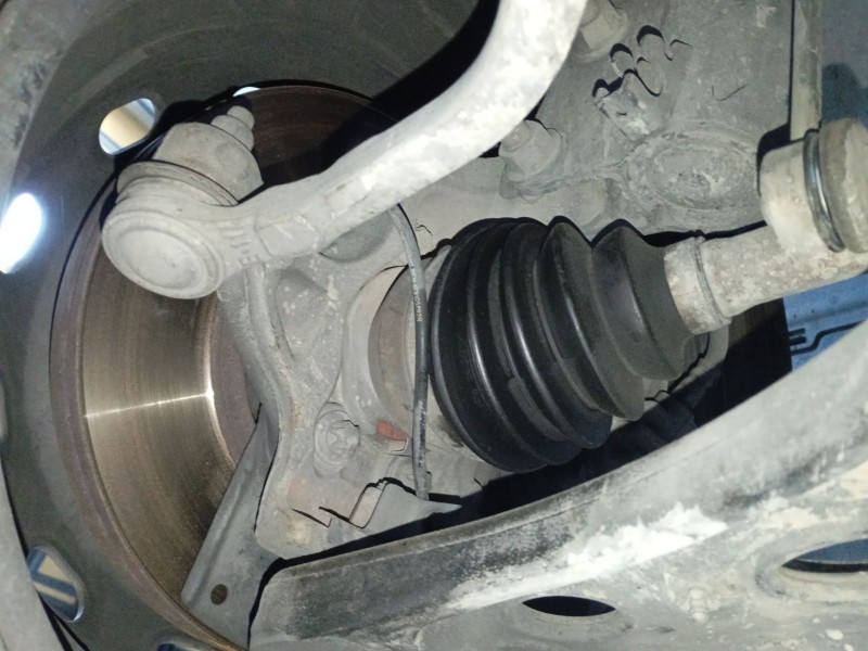 Recambio de mangueta delantera izquierda para renault trafic iii furgoneta (fg_) 1.6 dci 95 (fgmj, fgmr) referencia OEM IAM   