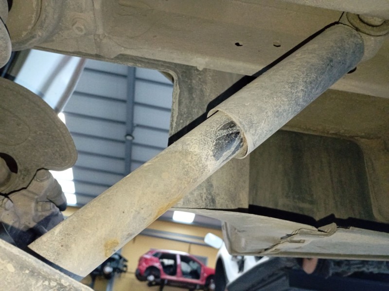 Recambio de amortiguador trasero derecho para renault trafic iii furgoneta (fg_) 1.6 dci 95 (fgmj, fgmr) referencia OEM IAM   