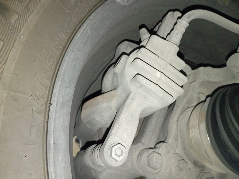 Recambio de pinza freno delantera derecha para renault trafic iii furgoneta (fg_) 1.6 dci 95 (fgmj, fgmr) referencia OEM IAM   