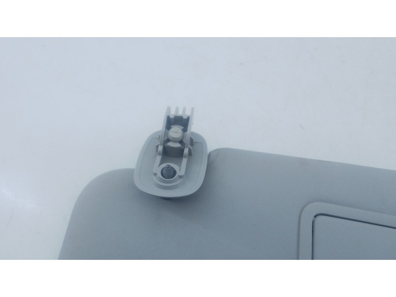 Recambio de parasol izquierdo para dacia duster (hm_) 1.5 dci 115 (hmad) referencia OEM IAM   