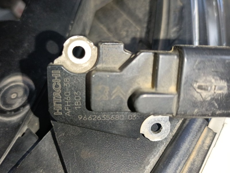 Recambio de caudalimetro para opel vivaro c furgoneta (k0) 2.0 referencia OEM IAM   